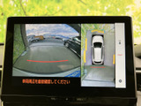 駐車や後退時の安全をサポートするバックモニター。後方の状況をしっかり確認でき、安心して運転できます。狭い場所での操作も楽々です。