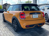 このお車はMINI NET浦和美園に展示中です!総在庫900台を当店でご案内可能です!ご来場、お問い合わせをスタッフ一同お待ちしております。