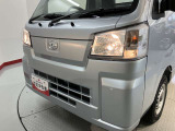 ご納車前に納車点検(法定12ヶ月点検相当)を実施し、基本性能に関わる機能や状態を徹底的に点検します。