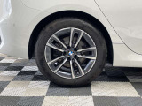 タイヤの溝が3.5mm以下の場合は新品に無償で交換してご納車致します!!