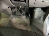 ここまで閲覧頂きありがとうございます♪当店は、滋賀県甲賀市の田舎町で車関連のトータルサービスをしております!お買い得な車両を常時40台以上展示しております♪