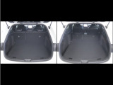 シートアレンジ次第で様々な用途で使えるラゲッジスペース♪