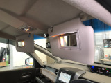 【車内ミラー】日常で使える、嬉しい車内ミラーがついてます!