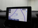 スマートフォンとの連携を可能にした9インチのディスプレイオーディオにはナビキットを採用。AM/FM(ワイドFM対応)、Bluetooth/USB入力に対応しています。(T‐Connectは別途有料)