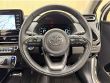 ステアリングスイッチ搭載!手を離さずに手元のスイッチでさまざまな操作が可能。運転中、視線をそらさなくても操作ができて安全です!