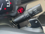 扱いやすさに配慮されたウインカーレバー。運転時の安心感を高めます。