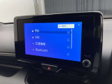 ブルートゥースに接続することにより、スマホに入ったお気に入りの音楽を車内で楽しむことができます♪あると本当に便利な機能になっています!
