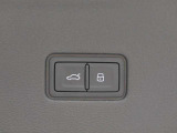 電動リヤゲート操作スイッチ