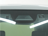 ◆Honda SENSING◆ カメラ等装置で精度の高い検知能力を発揮、安全運転を支援します。ステアリング上のコントローラーに注目!
