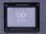 充電用USB端子を装備しております。
