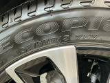 【アルミホイール】クルマのお洒落は足元から!鉄製のホイールに比べ軽量、クルマの総重量を減少させることで燃費の向上・走行時のエネルギー効率にも期待ができます♪