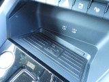 ドイツ車には特徴があり、メーターのメモリに一部色がついています。これはドイツでは推奨速度という考えがあるためです。安全で快適に走る際に適している速度を指しています