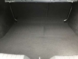 トランクルーム!リアシートを前方へ倒せば広い荷室となります。