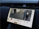 11.4インチの大型タッチスクリーンを採用。ナビゲーションや各種車両設定を直感的に操作でき、視認性にも優れた使いやすいディスプレイです。