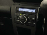 オートエアコンで細かい温度調節ができます。車内をいつでも快適空間にしてくれます。