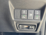 高速道路のご利用時に便利なETC車載器!セットアップを実施してお渡ししますのでお持ちのETCカードを差し込むだけで料金所をスムーズに通過できます。