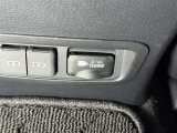 【アクセサリーコンセント】非常時などに役立つAC100Vコンセント付きです。