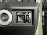 電動格納ドアミラー操作ボタン
