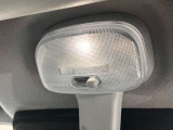 LEDルームランプがとっても明るい☆