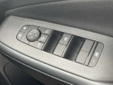 運転席オートが付いたパワ-ウインドスイッチです。