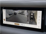 【3Dサラウンドカメラ】全方位の死角となる部分や発進時・駐車時・細い路地からの運転などカメラを通してモニターで確認することが可能です。