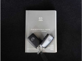 【スマートキー】鍵を持っているボタンを押すだけでエンジン始動。ドアの施錠もボタンを押すだけ。鍵は無くさない様にポケットに入れたまま。