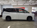 気持ち良く新しいカーライフがスタートできます様全車内外装クリーニングを実施しております。