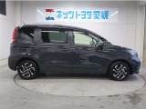 乗り降りしやすい低床&フラットフロア♪