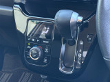 【 オートエアコン 】車内温度を感知して自動で温度調整をしてくれるのでいつでも快適な車内空間を創り上げます!//