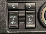 ☆パワースライドドアウェルカムオープン機能☆ 降車時にスイッチで予約しておけば、乗車時に電子カードキーを持ってクルマに近づくだけでパワースライドドアが自動でオープン♪