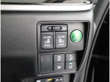各種スイッチ類です、電動スライドドアも操作可能です