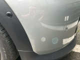 フロントのセンサーも装備しております