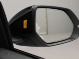 サイド後方から来た車両を感知してドライバーにフラッシュで知らせるサイドアシスト