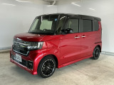 車が大好きなスタッフが心をこめて接客いたします。お客様一人一人のお車に対する思いや気持ちをうかがい、充実した時間が過ごせるよう努めます。