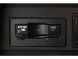 「ETC2.0対応車載器」  合流や渋滞、事故等の情報をリアルタイムで受信して、ディスカバープロへ即座に反映させたルートガイダンスを実現し、快適なドライブを楽しむことが出来ます!