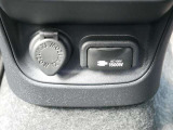 シガーソケット 100V電源(1500Wです)