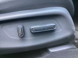 運転席8ウェイパワーシート(スライド/リクライニング/ハイト前・後)