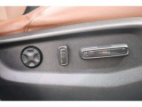 高級車の代名詞!電動シートが装備されています!