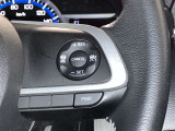 ステアリング右側に全車速追従機能付ACC操作スイッチ・Dassist切替ステアリングスイッチが付いています。