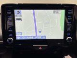 ディスプレイオーディオを装備。スマホとクルマをつなぐことで、これまでのナビに加えて、いろんなサービスが楽しめます。