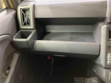納車前にはプロのメカニックが、各部の点検を行います。ディーラーにしか出来ない品質、そしてサービスできっと満足していただけると思います!