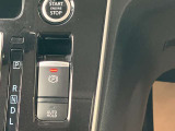 ◆電動パーキングブレーキ/オートブレーキホールド◆スイッチを引き上げるだけで、パーキングブレーキが作動します!また、オートブレーキホールド機能をonにすると信号待ちなどで自動的にブレーキ力を保持します!