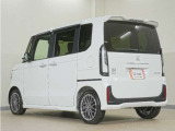 当社では、お客様に安心してお車をお選びいただくため、ご購入前に現車のご確認をお願いしております。