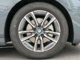 ◆ローンリース等ファイナンス商品、BMW専用自動車保険、BMWカード、コーティング、板金塗装、ドライブレコーダーなど社外品の取扱もございます。お車に関することは全てバルコムにお任せ下さい◆