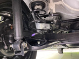 お車を安心してお乗りいただく為には、足回りの定期点検が欠かせません。サービスサポート(有償保証)では無料点検もご提供しており、安心のカーライフをお過ごしいただけるサポート体制が整っています。