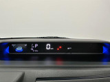 【メーターパネル】シンプルなデザインのメーターパネルは視認性が良く、必要な情報を運転手に分かりやすく伝えてくれます♪