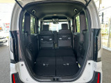 2列目を倒すとさらに空間が広がります。