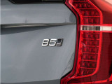 【B5 AWD】高い走行安定性と最適なトラクションを提供するAWD機構を採用。高効率とレスポンスに磨きをかけた新開発「48V ハイブリッド」です。