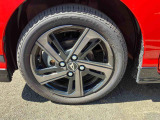 安全・安心な走行のために、納車前にダイハツのクルマを知り尽くしたエキスパートが基本性能に関わる機能や状態を徹底的に点検。消耗部品の交換など法定12ヶ月点検相当の点検・整備を実施しております