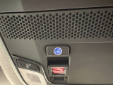 Honda CONNECT対応!スマートフォンを使って、離れた場所からでもクルマとつながることができる便利な機能です。毎日のカーライフを、より便利で快適にサポートしてくれます。